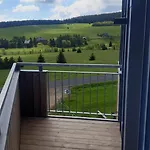 Mezonetovy Se Dvema Balkony A Vyhledem Loučná pod Klínovcem