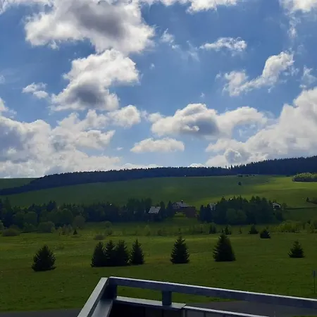 Mezonetovy Se Dvema Balkony A Vyhledem