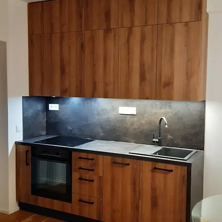 Mezonetový Se Dvéma Balkóny A Výhledem * Loučná pod Klínovcem