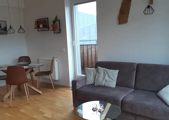 Mezonetovy Se Dvema Balkony A Vyhledem Διαμέρισμα